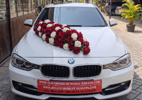 sewa BMW putih surabaya, sewa mobil pengantin bmw putih wedding car surabaya