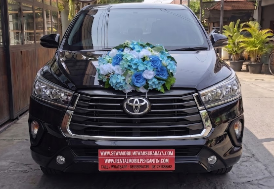 sewa innova reborn facelift surabaya, sewa innova reborn wedding car surabaya
